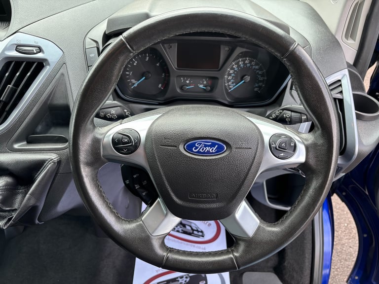 2018 Ford Tourneo Custom 2.0 TDCi 170ps sport Low Roof 8 Seater Titanium Minibus Diesel Manual