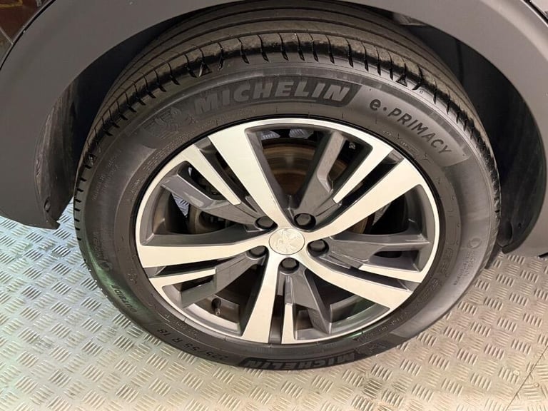 2023 Peugeot 5008 1.5 Bluehdi Allure Suv 5dr Diesel Eat Euro 6 (s/s) (130 Ps) HATCHBACK Diesel Au...