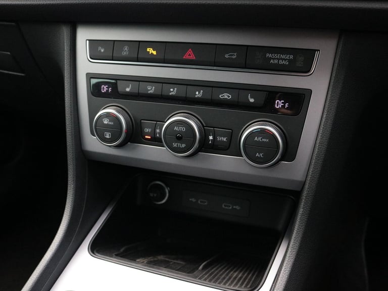  SEAT Ateca 1.5 TSI EVO FR Black Edition SUV 5dr Petrol Manual Euro 6 (s/s) (150 ps) Petrol Manual