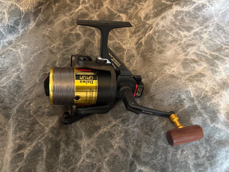 carp fishing reels x3 Fox International Horizon S Abbr Handle Carpfishing Rod Silver 3.96 m / 3.75 Lbs making it perfect for tackling more challenging fishing conditions The X3-S Rods being put