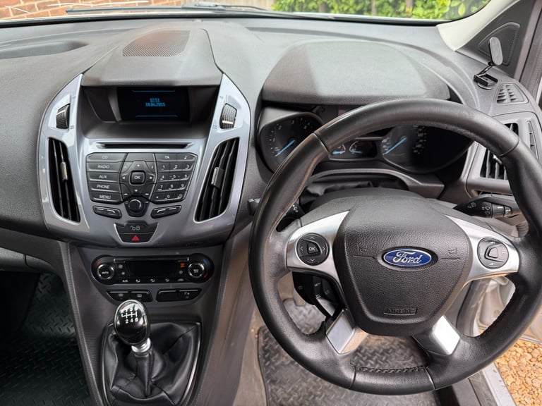 Ford, TRANSIT CONNECT Trend, 2015, Manual, 1560 (cc)