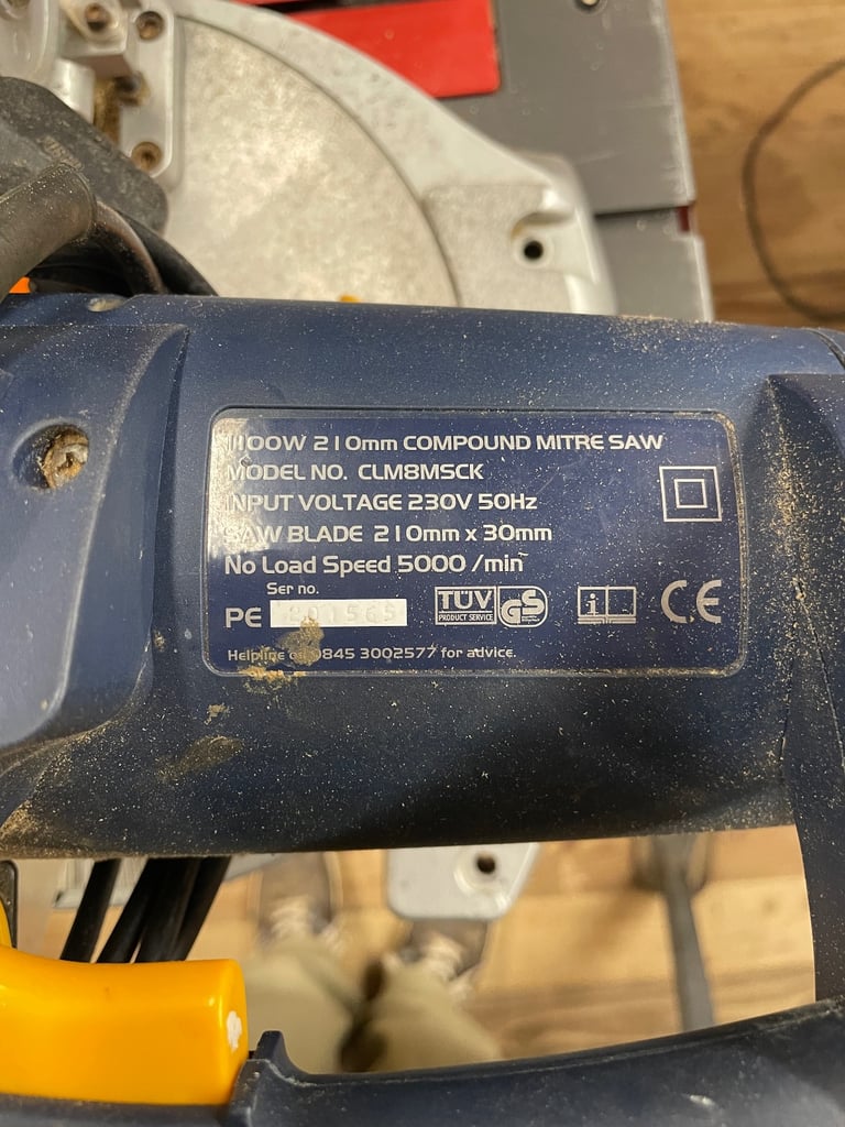 Tablesaw / mitre saw 