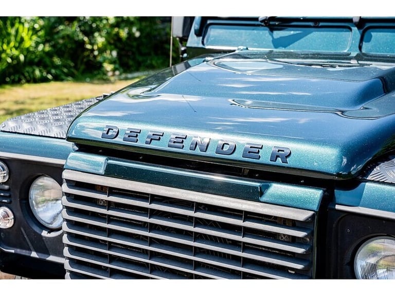 2013 Land Rover Defender 90 TDCi XS SUV Diesel Manual