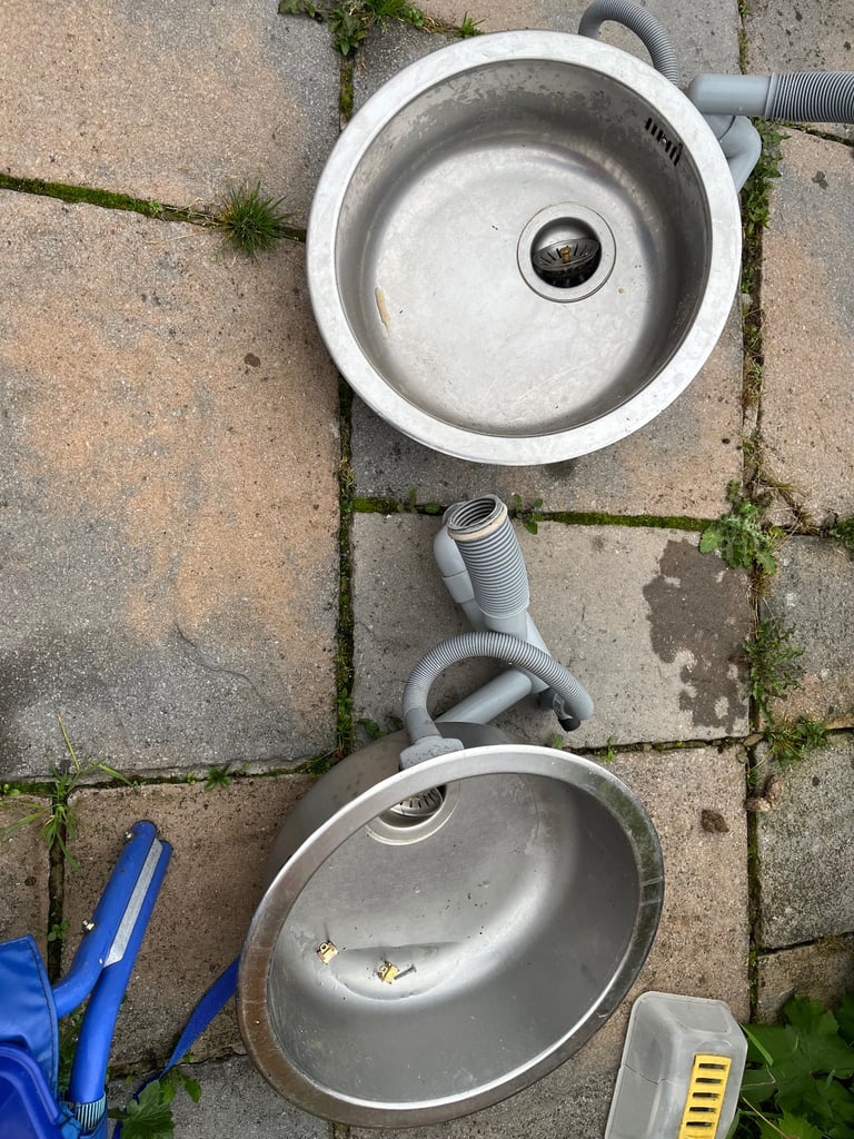 image for SET OF 2 ROUND IKEA STAINLESS STEEL SINKS