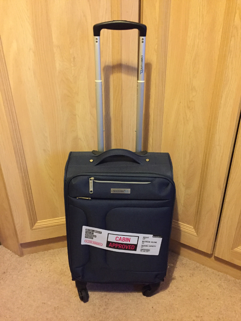 CARRY ON SUITCASE FOR SALE......NEW