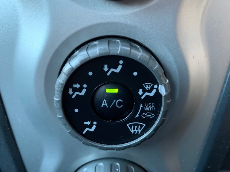 Toyota, YARIS, Hatchback, 2008, Manual, 1296 (cc), 5 doors