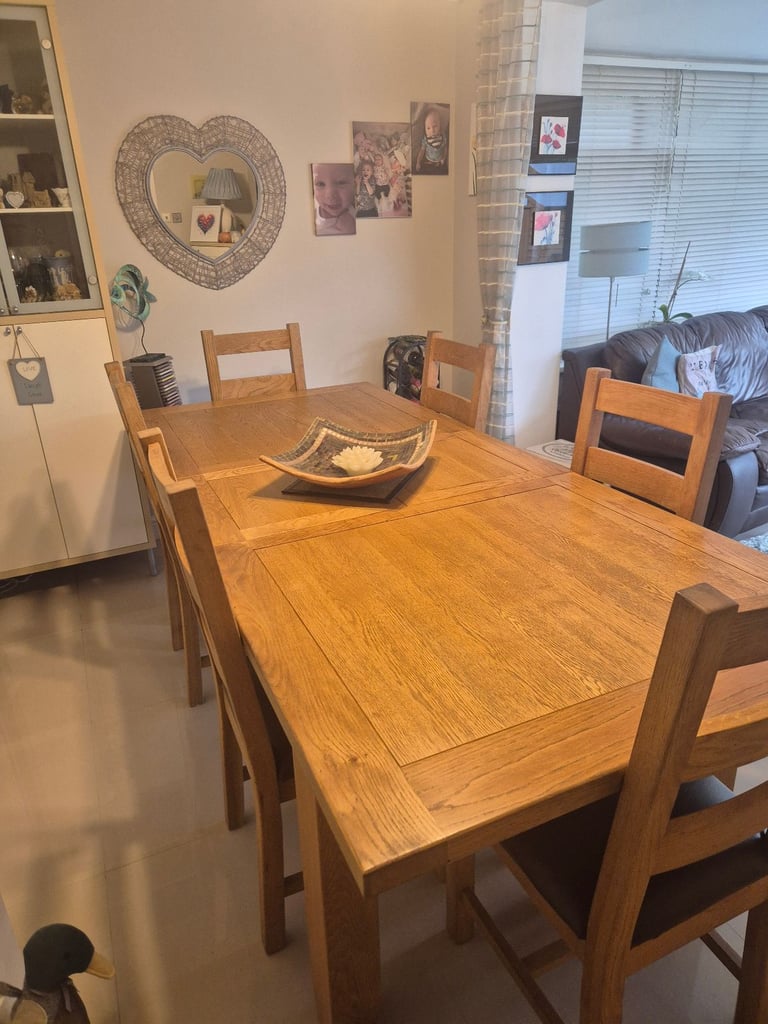 Oak dining table for Sale in Nottingham, Nottinghamshire Dining