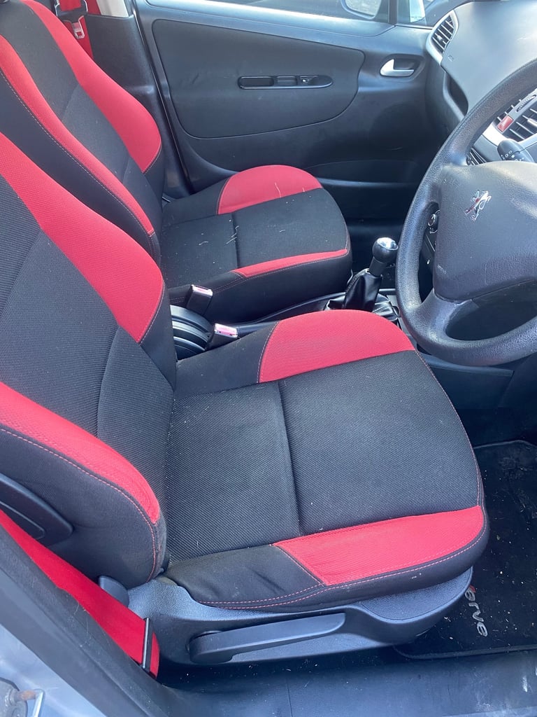 Peugeot, 207, Hatchback, 2010, Manual, 1398 (cc), 5 doors
