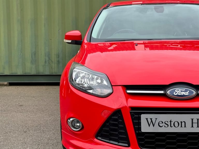 2013 Ford Focus 1.0T EcoBoost Zetec S Hatchback 5dr Petrol Manual Euro 5 (s/s) (125 ps) Hatchback...