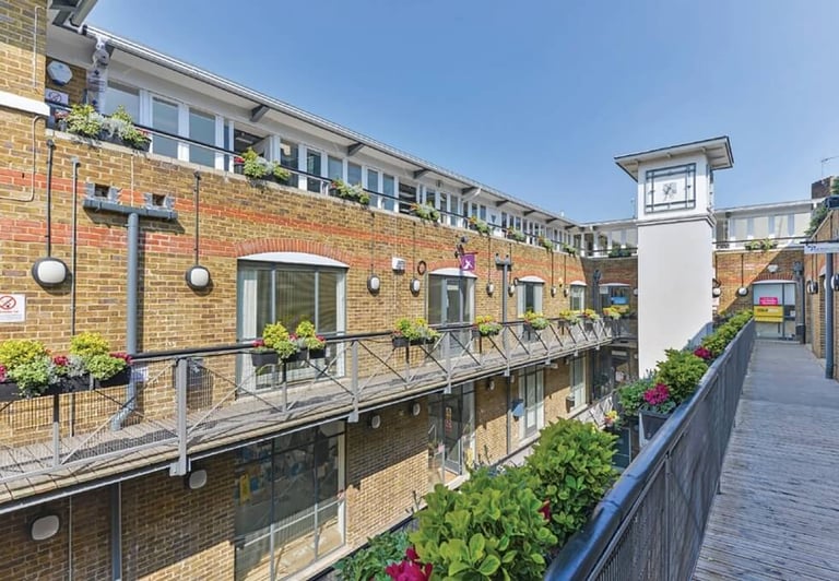 44 to 273 Person Private Serviced Office Suites to rent in *Borough*, Central London SE1