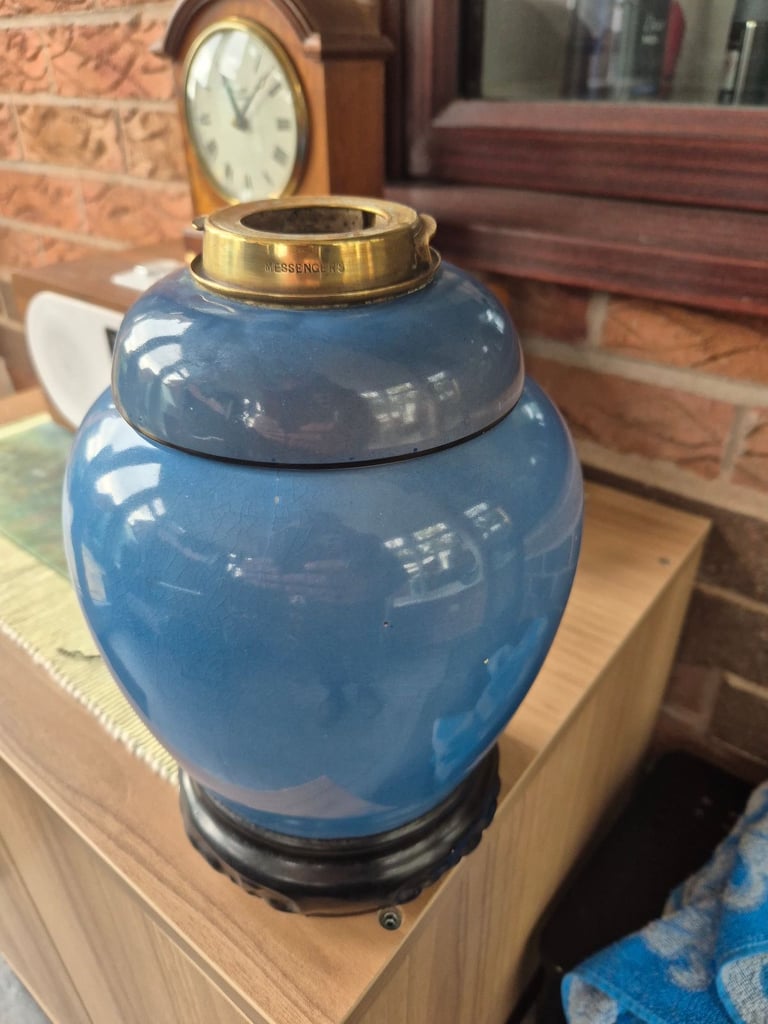 image for Extremely nice oil lamp base 