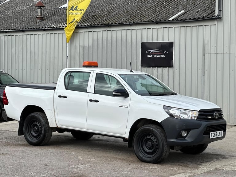 2017 Toyota Hilux 2.4 D-4D Active 4WD Euro 6 4dr (3.5t) PICK UP Diesel Manual