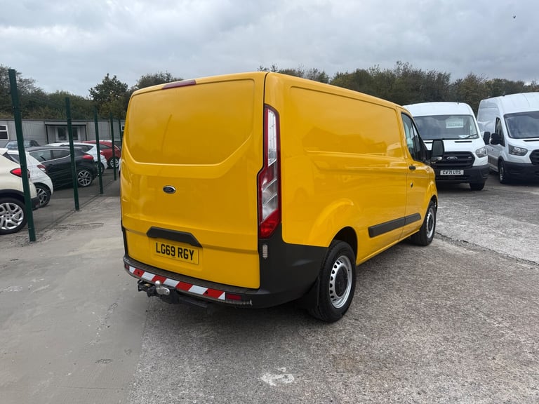 2019 Ford Transit Custom 2.0 340 EcoBlue Leader Panel Van AIR CON WET BELT DONE