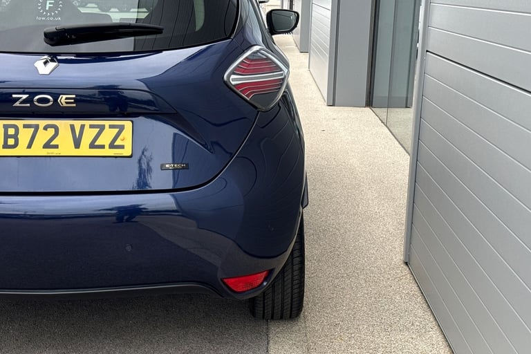 2022 Renault Zoe R135 EV50 52kWh Iconic Auto 5dr (Boost Charge) Hatchback ELECTRIC Automatic