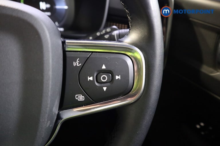 2021 Volvo XC40 1.5 T3 [163] R DESIGN 5dr SUV Petrol Manual