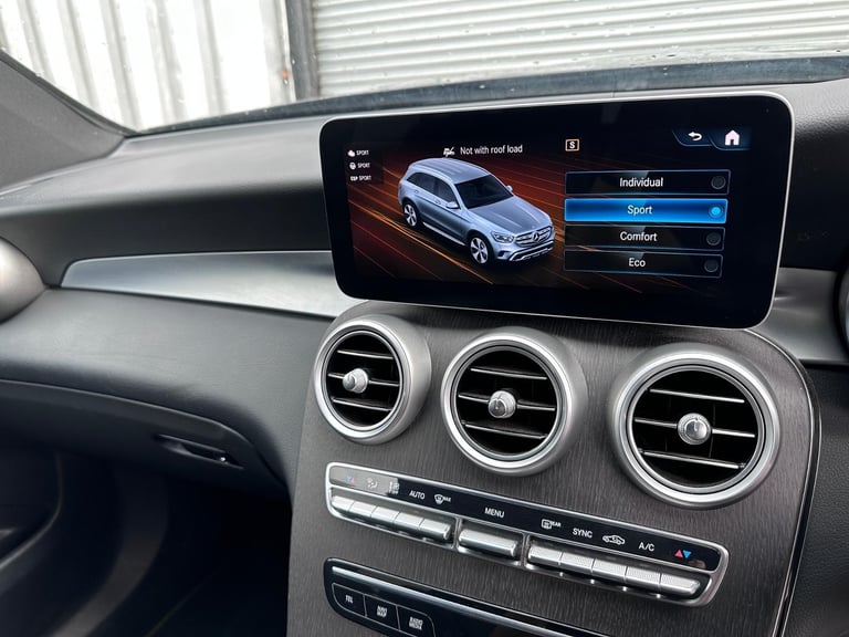 2020 20 REG MERCEDES GLC 220 AMG LINE 4MATIC DAMAGED REPAIRABLE SALVAGE