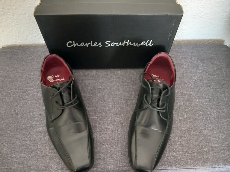 image for Men's Size10  Black Shoes