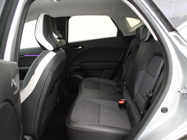 2022 Renault Captur 1.3 TCE 140 SE Edition 5dr Crossover/SUV Petrol Manual