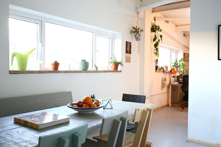 Creative Space | Private Office | Artist Studio | Commercial Unit | Desk in Hackney East London E9