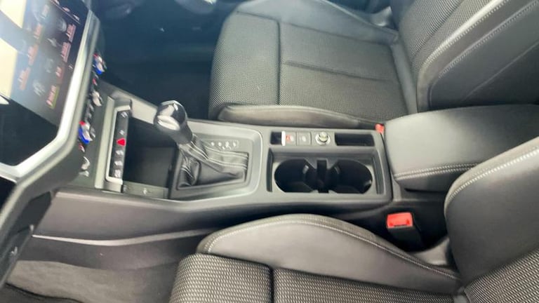 2022 Audi Q3 Black Edition 35 TFSI  150 PS S tronic Automatic Hatchback Petrol Automatic