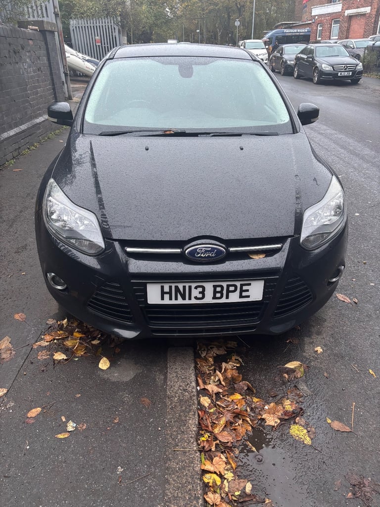 Ford, FOCUS, Hatchback, 2013, Manual, 998 (cc), 5 doors