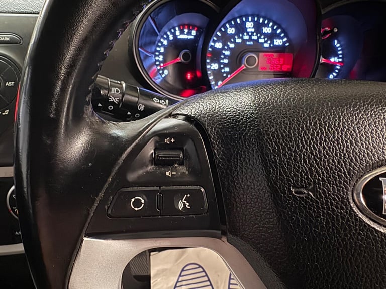 KIA PICANTO 1.0 VR7 2014