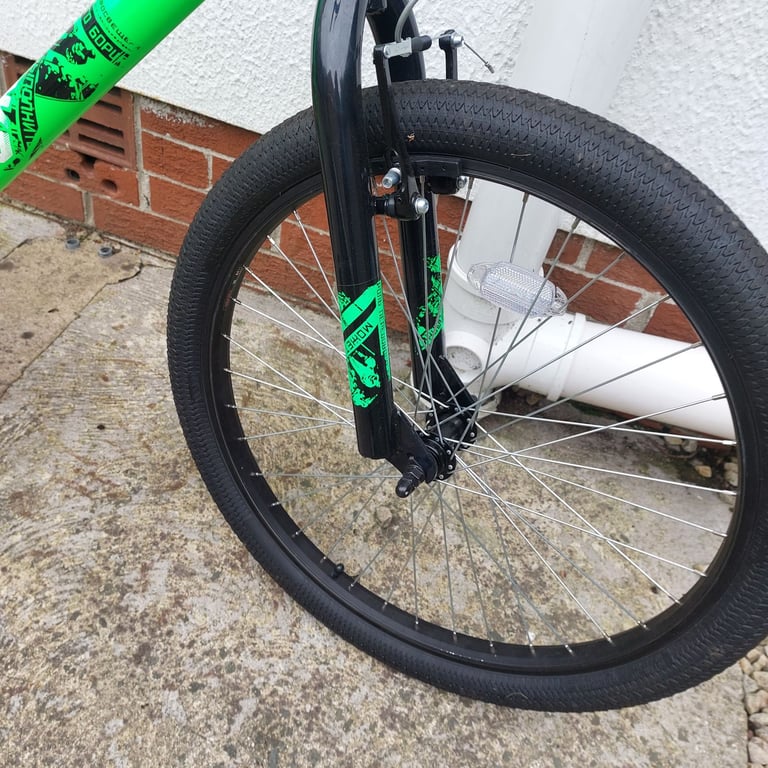 Kids bright green, X-Rated Exile mountain bike