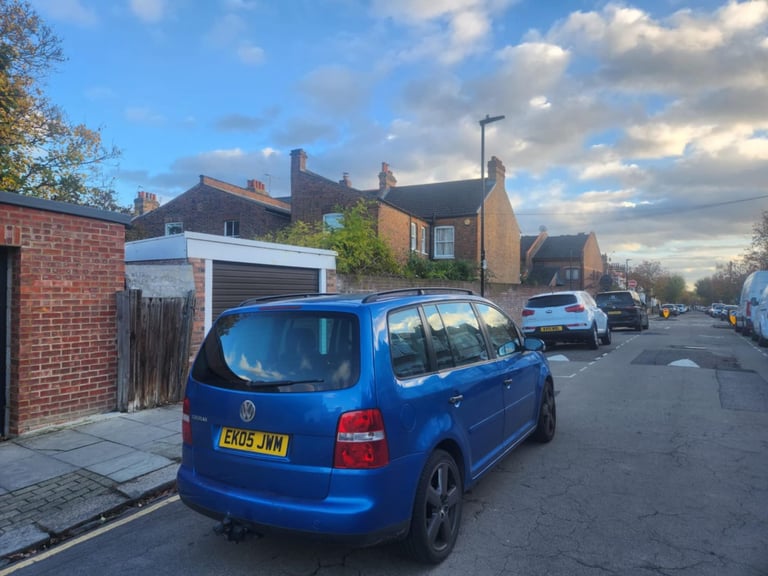 Volkswagen, TOURAN, MPV, 2005, Manual, 1595 (cc), 5 doors