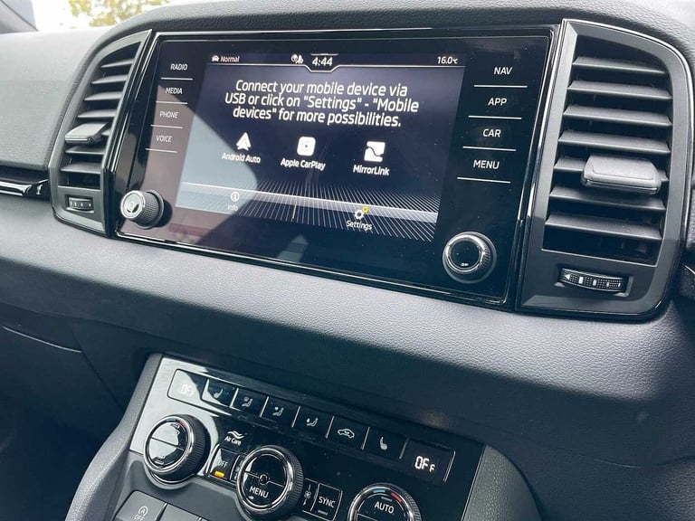 2022 Skoda Karoq 1.5 TSI Sportline 5dr SUV Petrol Manual