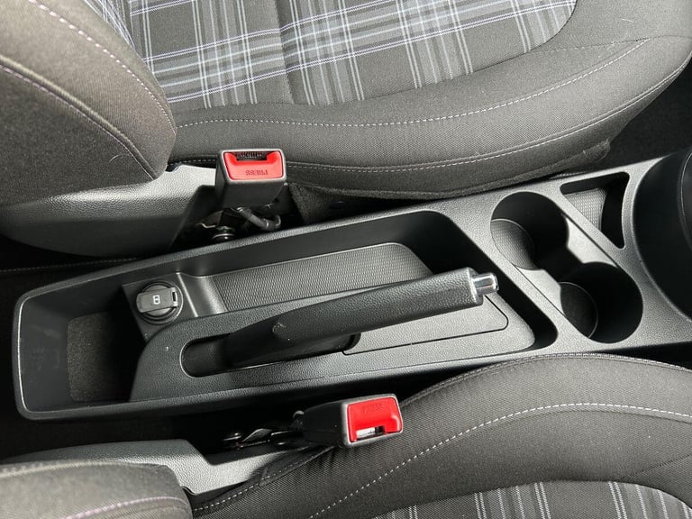 2024 Hyundai i10 1.0 Premium Hatchback 5dr Petrol Auto Euro 6 (s/s) (63 ps) Hatchback PETROL Auto...