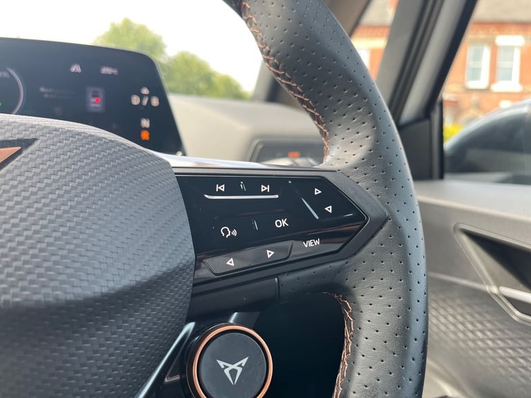  Cupra Born E Boost 59kwh V3 Hatchback 5dr Electric Auto 230 Ps Electric