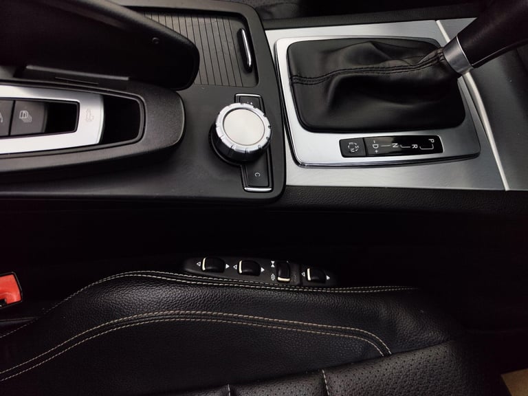 2013 Mercedes-Benz E-Class 2.1 E220 CDI BlueEfficiency Sport Cabriolet G-Tronic+ Euro 5 (s/s) 2dr...