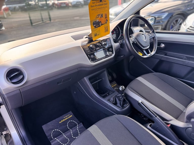 2017 Volkswagen up! 1.0 90PS High Up 3dr HATCHBACK Petrol Manual