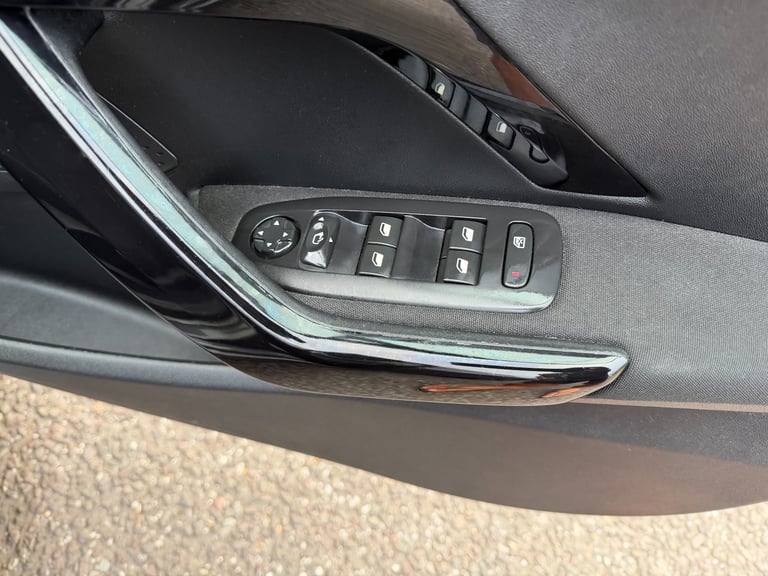 2019 Peugeot 208 1.2 PureTech Tech Edition Hatchback 5dr Petrol Manual Euro 6