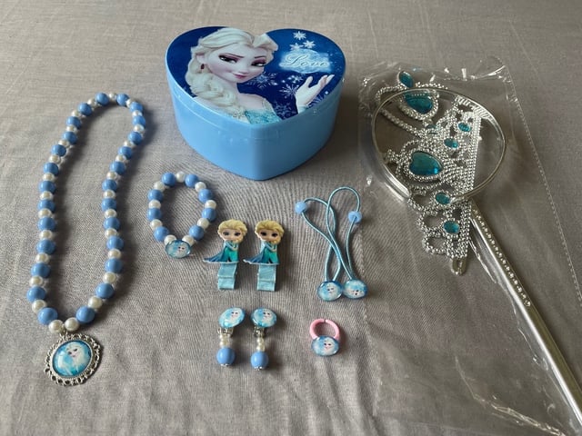 Brand New Frozen 2 Elsa jewelry set | in Alsager, Staffordshire | Gumtree