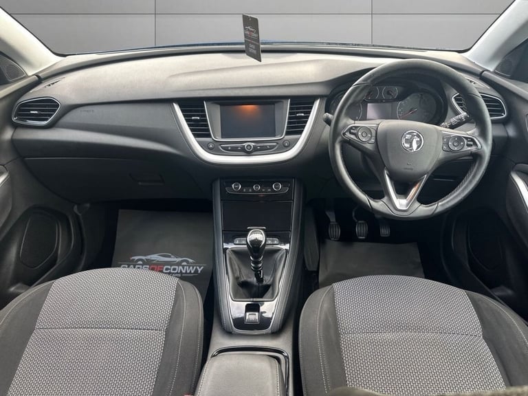 2018 Vauxhall Grandland X 1.2 Turbo SE SUV 5dr Petrol Manual Euro 6 (s/s) (130 ps) HATCHBACK Petr...