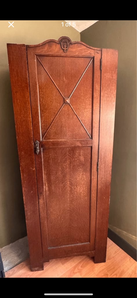 image for Edwardian Gentleman’s wardrobe 