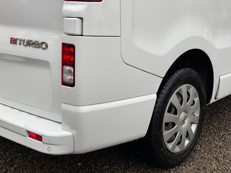 2014 Vauxhall Vivaro WITH SOLAR-ROCK &amp; ROLL-HOB-SINK VAN CONVERSION Diesel Manual