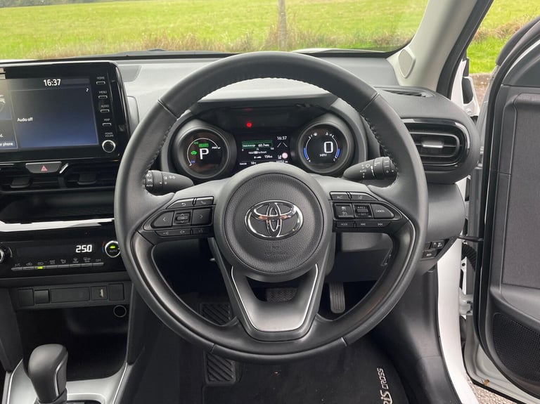 2024 Toyota Yaris 1.5 Hybrid Icon 5dr CVT Estate Hybrid Automatic