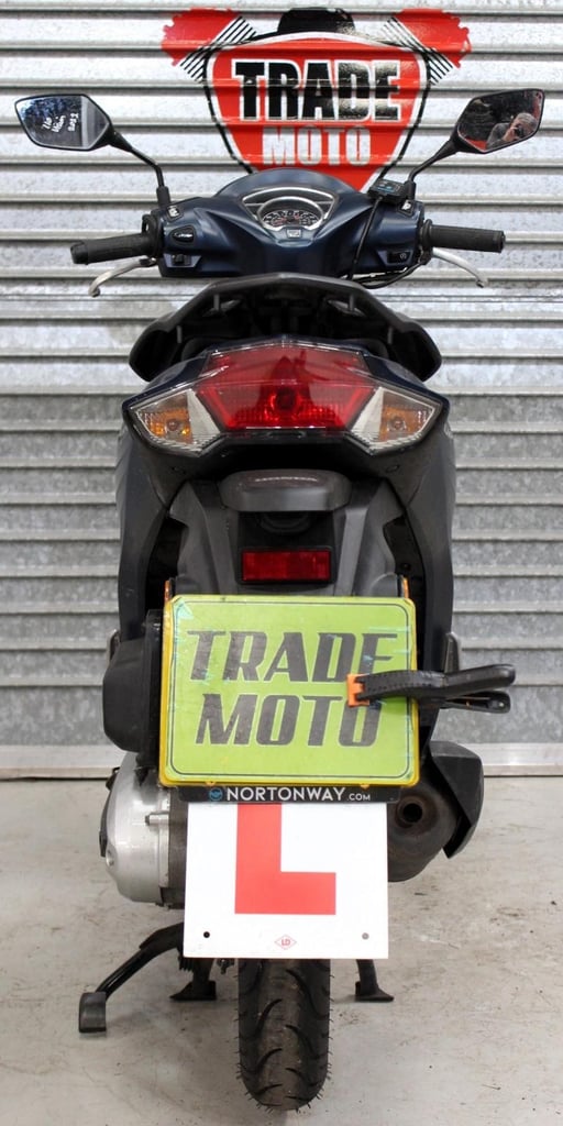 2023 23 HONDA NSC 110 VISION GREY TRADE SALE KEYLESS 19K NEW MOT SCOOTER NSC110