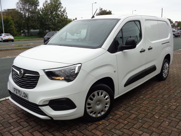 2020 Vauxhall Combo 2300 1.5 Turbo D 100ps H1 L2 Sportive Van LONG WHEEL BASE PANEL VAN Diesel Ma...