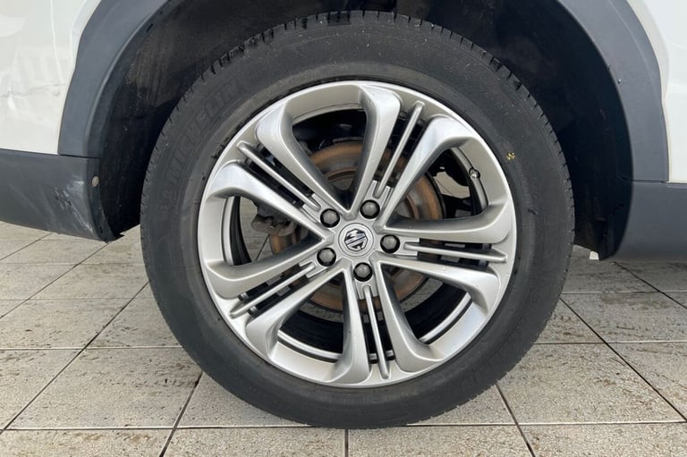 2020 20 MG MG HS 1.5 T-GDI EXCLUSIVE SUV 5DR PETROL MANUAL EURO 6 (S/S) (162 PS)