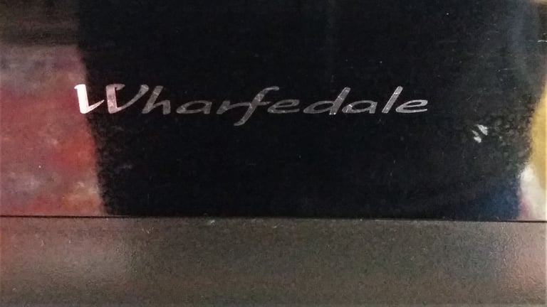 *** Full working Black Wharfedale 49’’ CRT TV + Remote Control ***