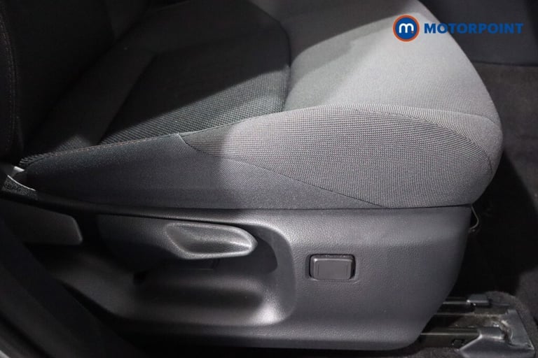 2024 Toyota C-HR 2.0 PHEV Design 5dr CVT SUV Hybrid Automatic