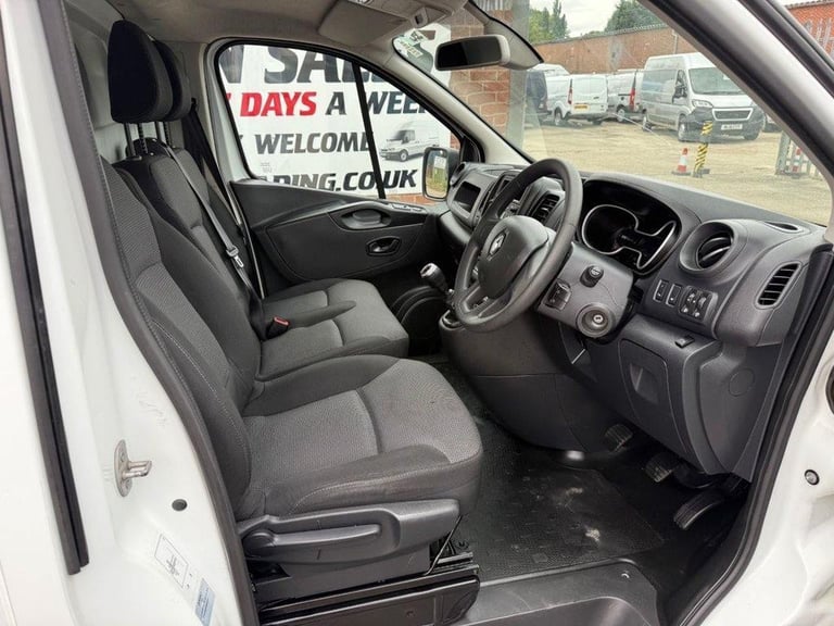 2021 21 RENAULT TRAFIC 2.0 DCI ENERGY 30 BUSINESS PANEL VAN 5DR DIESEL MANUAL LW