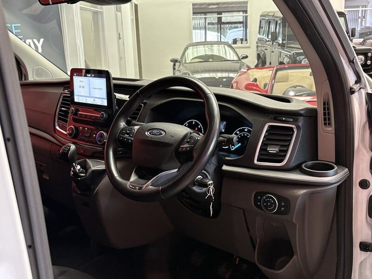 2022 Ford Transit Custom 2.0 EcoBlue 130ps Low Roof D/Cab Limited Van PANEL VAN DIESEL Manual