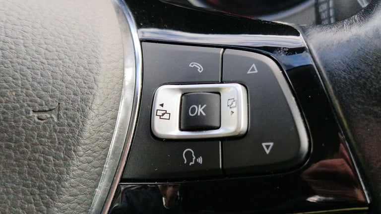 2015 Volkswagen Polo 1.2 TSI SE 3dr DSG HATCHBACK PETROL Automatic