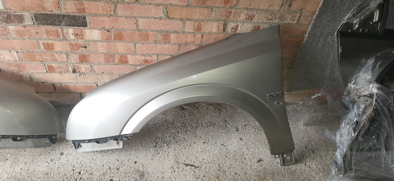 VAUXHALL VECTRA C CAR PARTS wheels tireswings doors ecu kit etc 