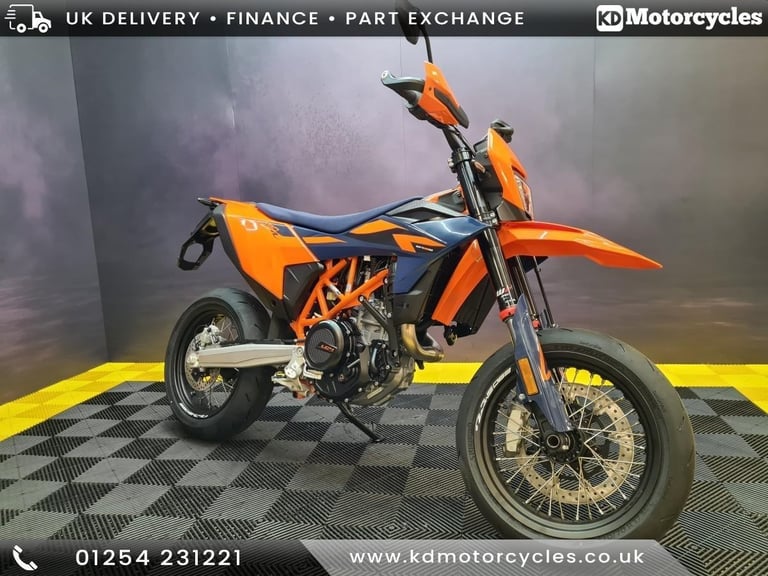 KTM 690 SMC R 2026, New LC4 engines, low rate finance deals