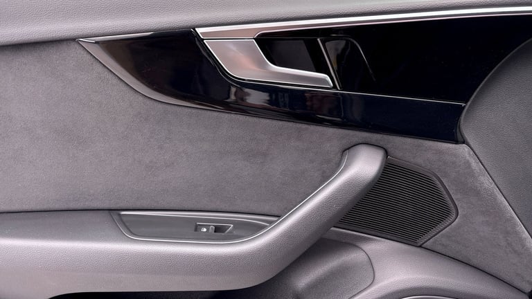 2022 Audi A4 Avant 2.0 TFSI 40 Black Edition Estate 5dr Petrol S Tronic Euro 6 (s/s) (204 ps) Est...